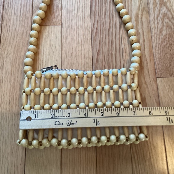 Fun, beaded small bag - Picture 4 of 9